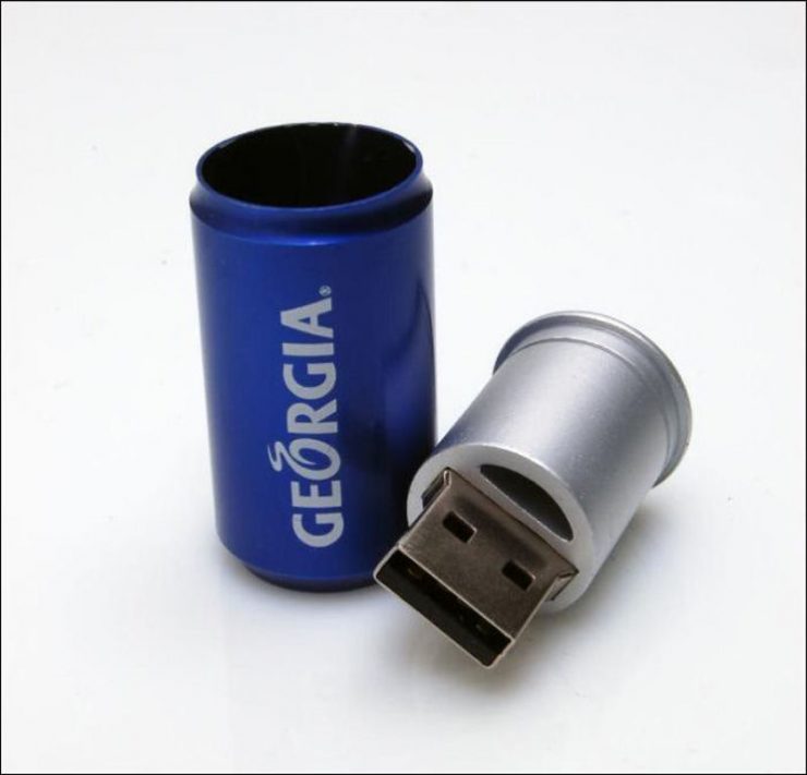 Nietypowa pamięć USB 10