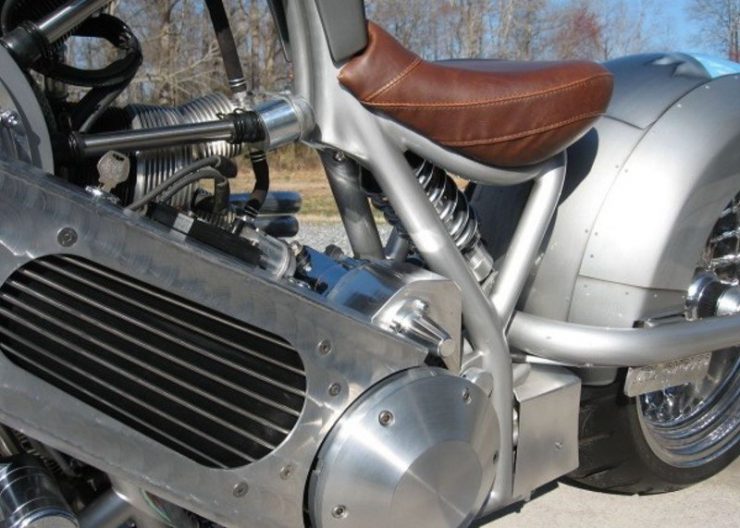 Motocykl z silnikiem gwiazdowym 2